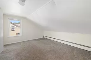 14 Border St, West Warwick, RI 02893 - Photo 14