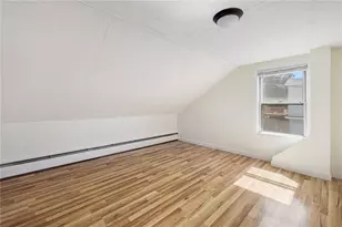 14 Border St, West Warwick, RI 02893 - Photo 8