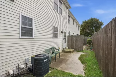 87 North Bend Street #3, Pawtucket, RI 02860 - Photo 26
