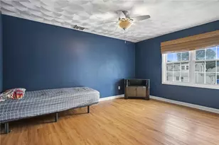 87 N Bend St, Pawtucket, RI 02860 - Photo 20