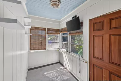 27 Ferncrest Boulevard, North Providence, RI 02911 - Photo 14