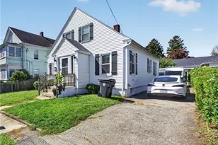 27 Ferncrest Blvd, North Providence, RI 02911 - Photo 2
