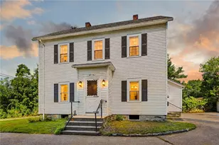 51 Underwood Ln, Middletown, RI 02842 - Photo 1