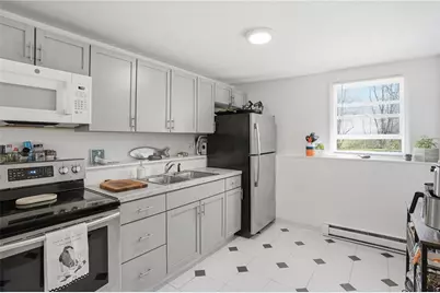 22 Pennsylvania Avenue, Warren, RI 02885 - Photo 20