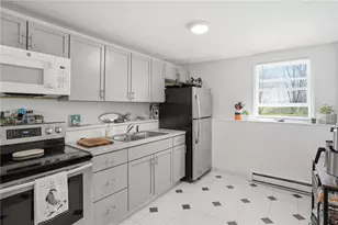 22 Pennsylvania Ave, Warren, RI 02885 - Photo 20