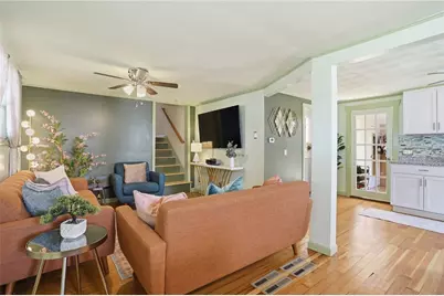 22 Pennsylvania Avenue, Warren, RI 02885 - Photo 8