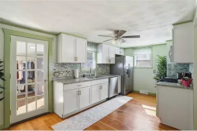 22 Pennsylvania Avenue, Warren, RI 02885 - Photo 4