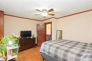556 E Main Rd, Middletown, RI 02842 - Photo 24
