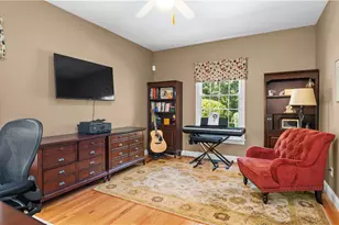 218 Finch Ln, North Kingstown, RI 02874 - Photo 12