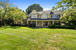 218 Finch Ln, North Kingstown, RI 02874 - Photo 2