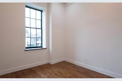 15 Cranston Avenue #30, Newport, RI 02840 - Photo 16
