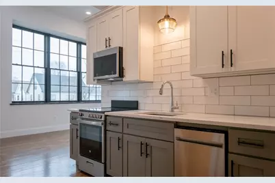 15 Cranston Avenue #30, Newport, RI 02840 - Photo 6