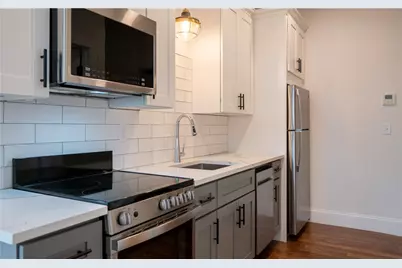 15 Cranston Avenue #30, Newport, RI 02840 - Photo 8