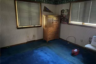 80 Hollyhock Dr, Cranston, RI 02920 - Photo 12