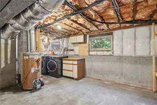 20 Moswansicut Dr, Johnston, RI 02919 - Photo 38