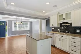 20 Moswansicut Dr, Johnston, RI 02919 - Photo 6