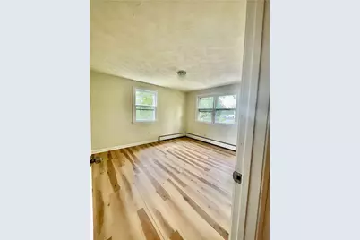 1069 Green End Avenue, Middletown, RI 02842 - Photo 10