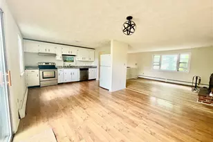 1069 Green End Ave, Middletown, RI 02842 - Photo 6