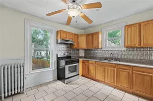 88 Doyle Ave, Providence, RI 02906 - Photo 24