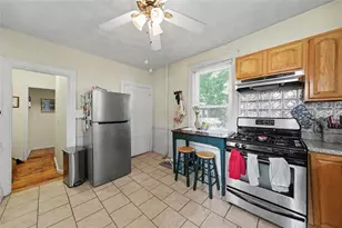 88 Doyle Ave, Providence, RI 02906 - Photo 14