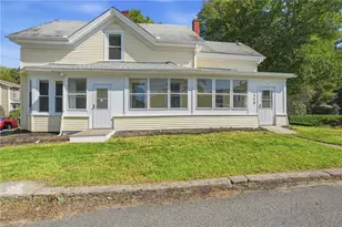 310 New River Rd, Lincoln, RI 02838 - Photo 2