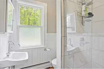192 Washington Road, Barrington, RI 02806 - Photo 12