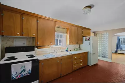 147 Bloodgood Street, Pawtucket, RI 02861 - Photo 8