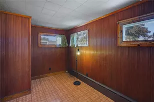 147 Bloodgood St, Pawtucket, RI 02861 - Photo 18