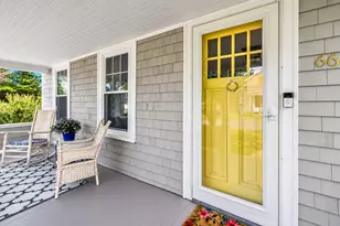 66 Schaeffer St, South Kingstown, RI 02879 - Photo 6