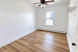 74 Sutton St, Providence, RI 02903 - Photo 12