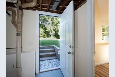 64 Perkins Avenue, Cranston, RI 02910 - Photo 26