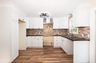 64 Perkins Ave, Cranston, RI 02910 - Photo 10