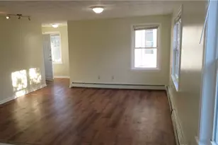 98 Hamilton St, Providence, RI 02907 - Photo 8