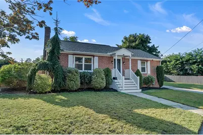 204 Knollwood Avenue, Cranston, RI 02910 - Photo 1