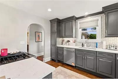 698 High Street, Cumberland, RI 02864 - Photo 6