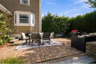698 High Street, Cumberland, RI 02864 - Photo 40
