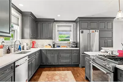 698 High Street, Cumberland, RI 02864 - Photo 4
