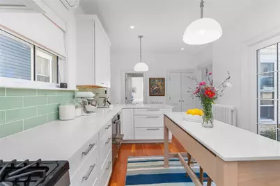 46 Corne Street, Newport, RI 02840 - Photo 14