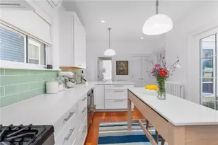 46 Corne St, Newport, RI 02840 - Photo 14