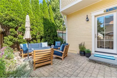 46 Corne Street, Newport, RI 02840 - Photo 36