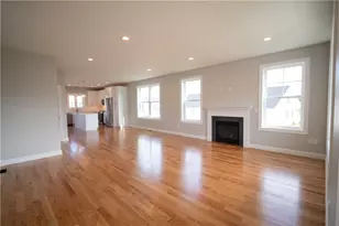 50 Bunker Hill Crossing, Portsmouth, RI 02871 - Photo 12