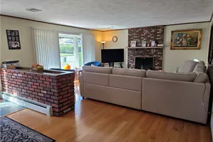 19 Roger Williams Dr, Smithfield, RI 02828 - Photo 12