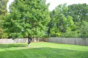 20 Whitford St, Coventry, RI 02816 - Photo 6