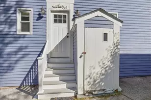 81 Jenkins St, Providence, RI 02906 - Photo 34