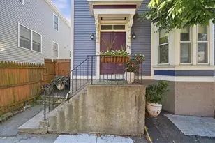 81 Jenkins St, Providence, RI 02906 - Photo 24