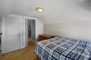 30 Cliffdale Ave, Cranston, RI 02905 - Photo 24