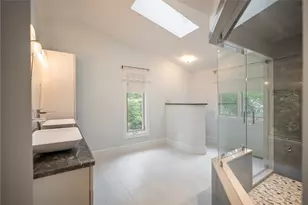 40 Lazywood Ln, Tiverton, RI 02878 - Photo 12