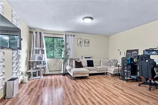 79 Ivan St, North Providence, RI 02904 - Photo 8