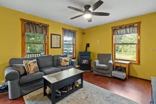033 Alden Ave, Portsmouth, RI 02872 - Photo 6