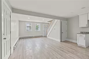 42 Sisson St, Pawtucket, RI 02860 - Photo 20